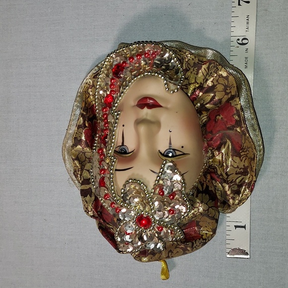 Vintage Hand Painted Carnival Face Mask With Fabric & Sequin Design - Picture 6 of 7